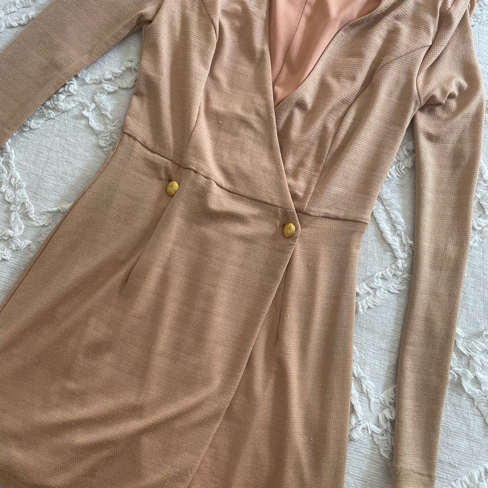 Dress - Picture 6 of 6
